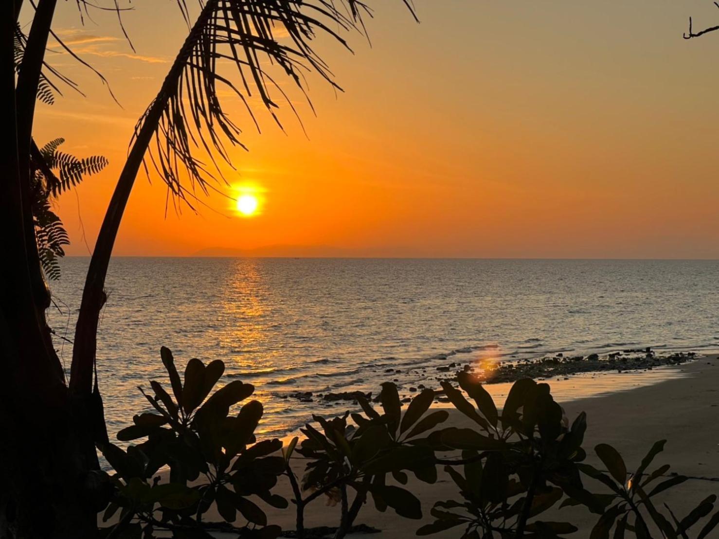 Phi Phi Private Beach Resort Buitenkant foto