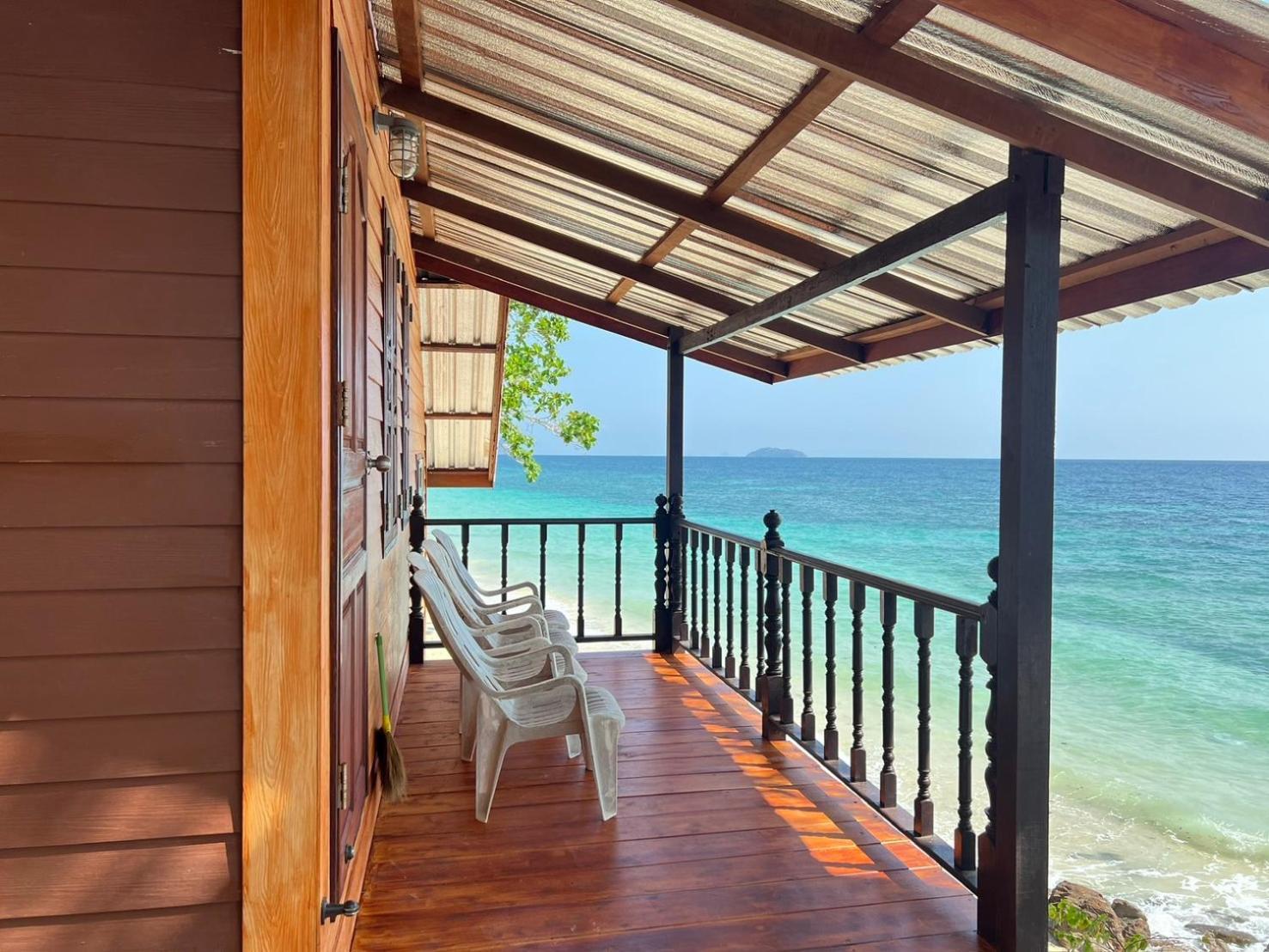 Phi Phi Private Beach Resort Buitenkant foto