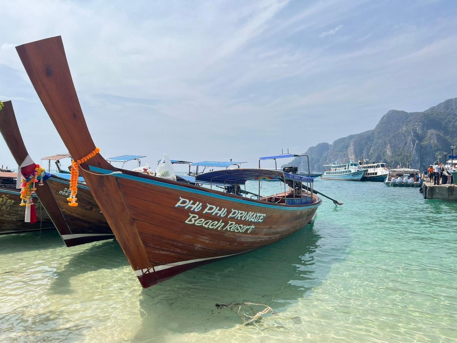 Phi Phi Private Beach Resort Buitenkant foto
