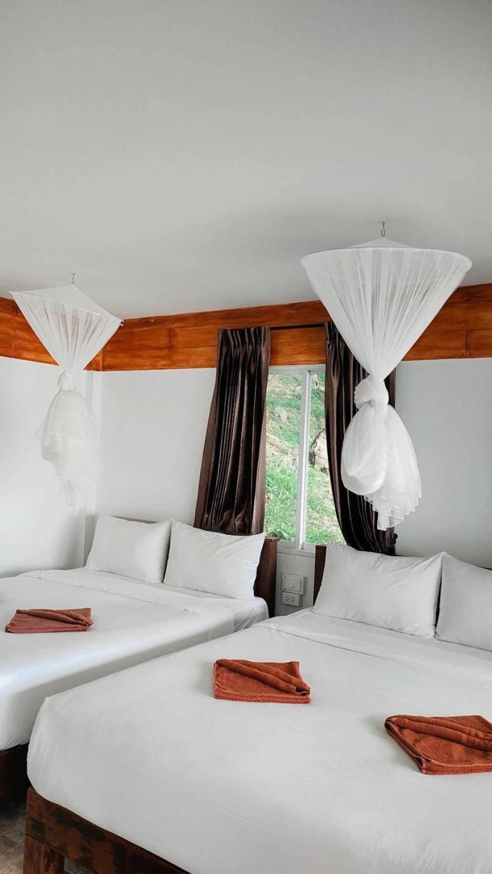 Phi Phi Private Beach Resort Buitenkant foto