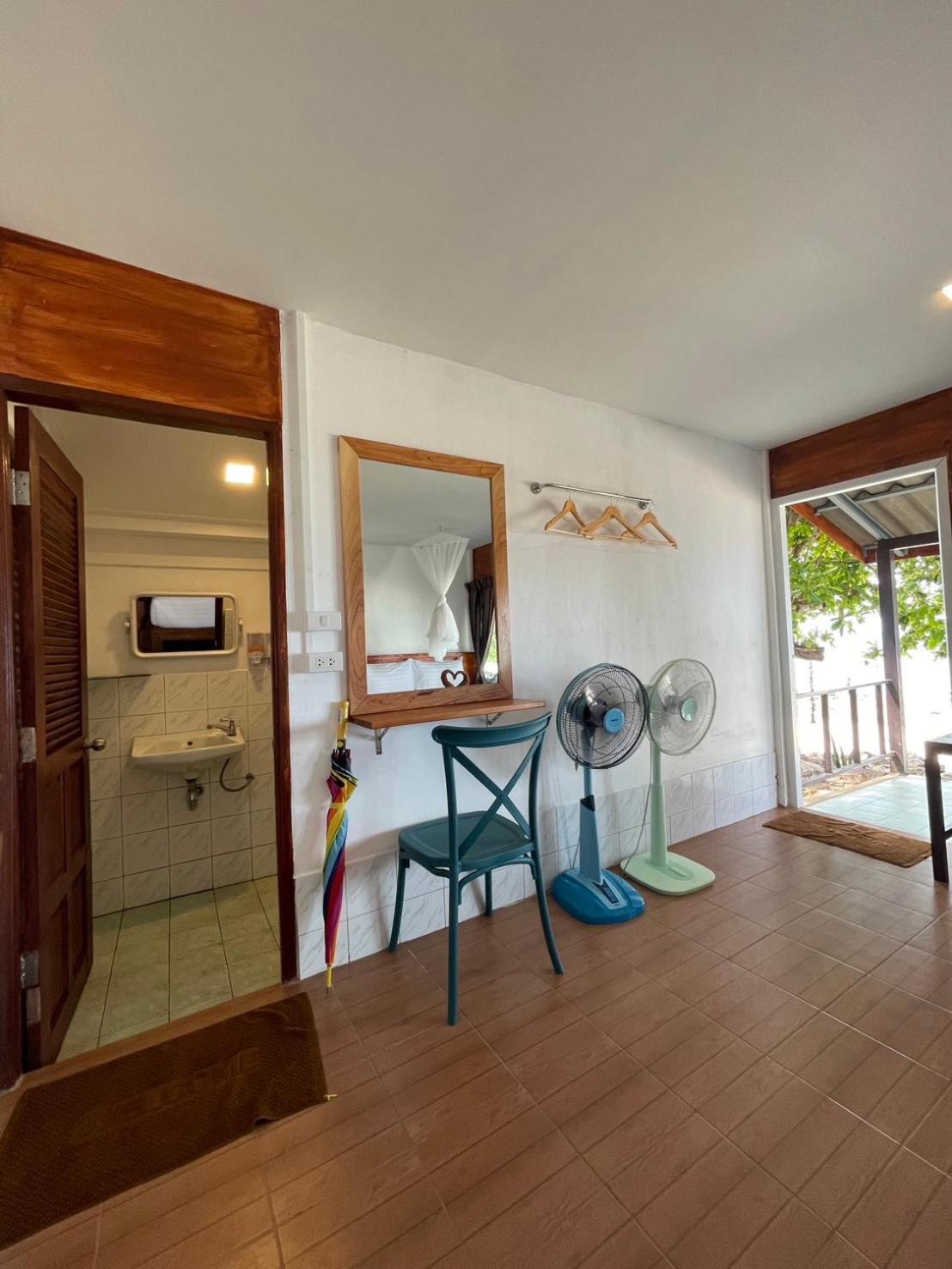 Phi Phi Private Beach Resort Buitenkant foto