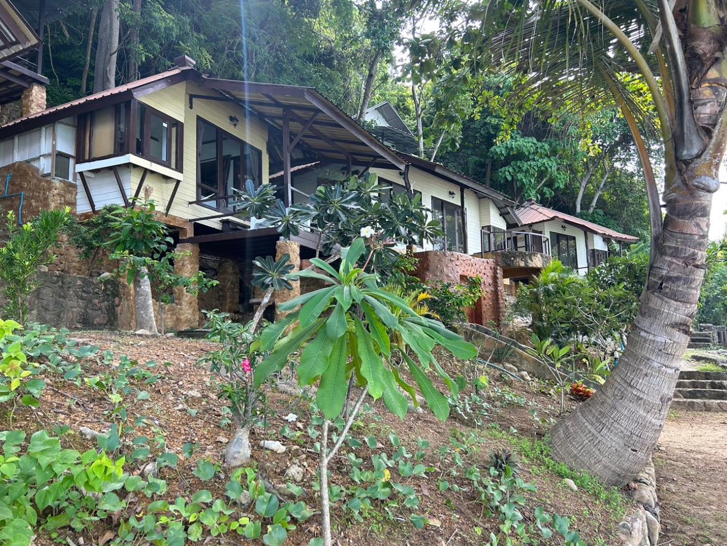 Phi Phi Private Beach Resort Buitenkant foto