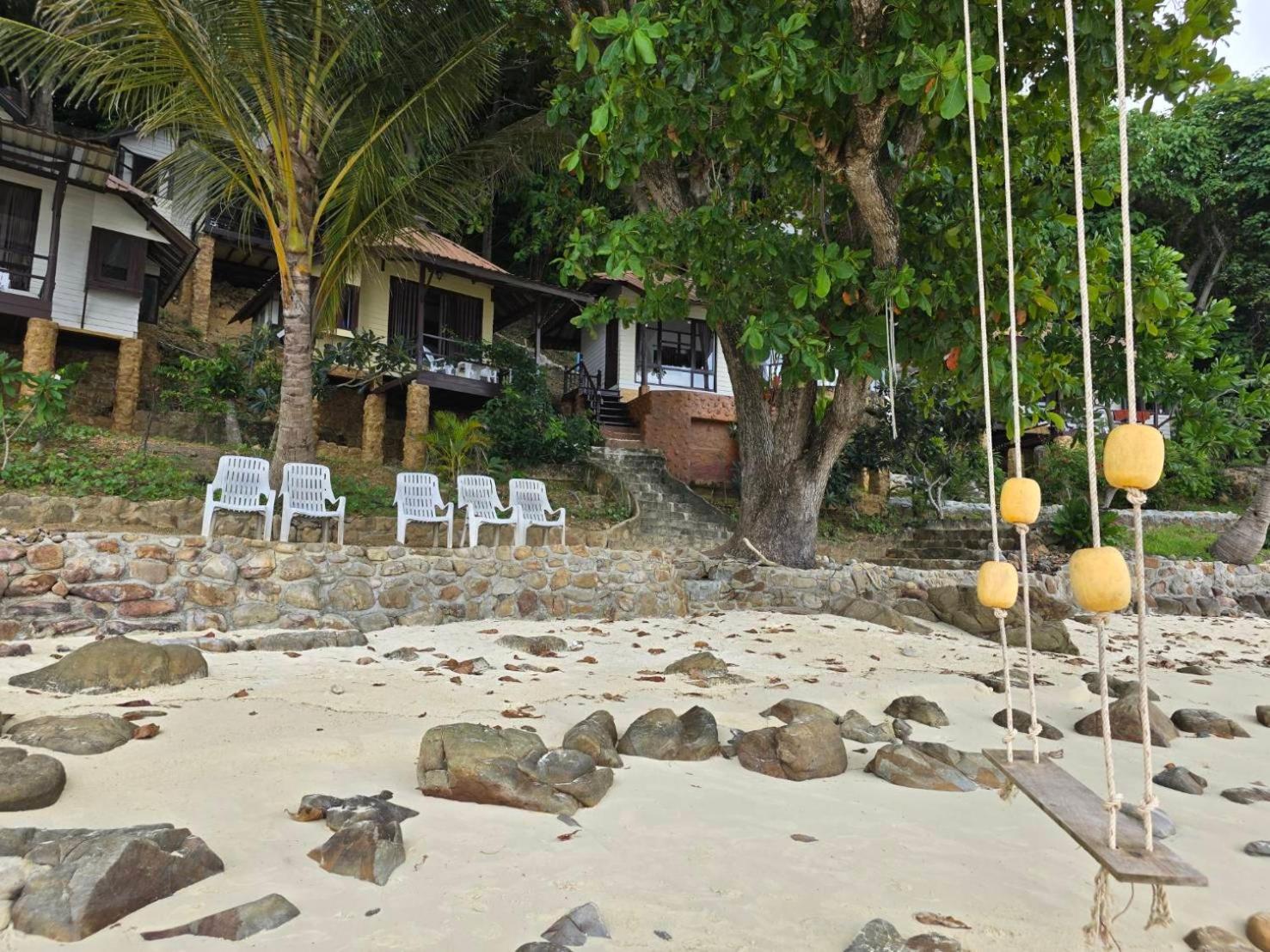 Phi Phi Private Beach Resort Buitenkant foto