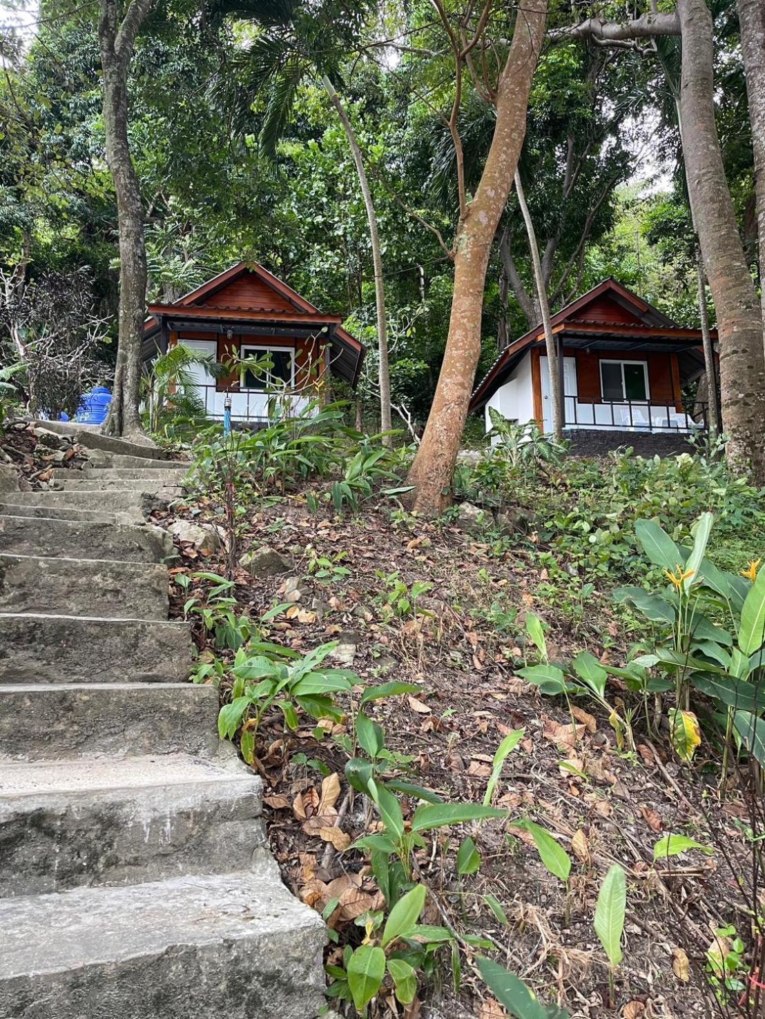 Phi Phi Private Beach Resort Buitenkant foto
